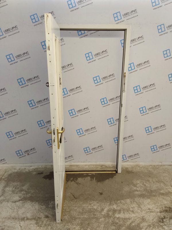 Used White Composite Front Door 925mm x 2020mm 0208 - Image 3