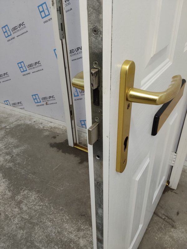 Used White Composite Front Door 910mm x 2025mm 0144 - Image 5