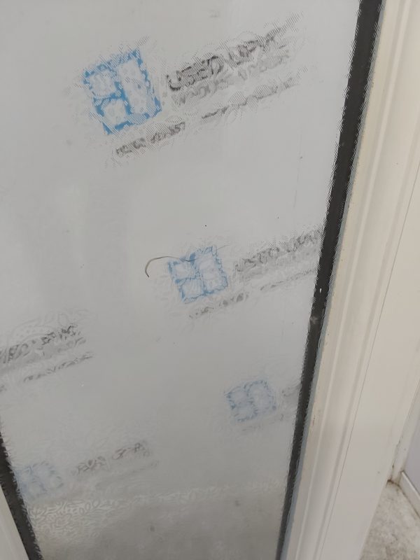 Used White Upvc Front Door And Side Panels 1665mm x 2060mm DS023 - Image 4