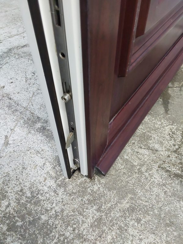 Used Rosewood Upvc Front Door 880mm x 2080mm 0125 - Image 10