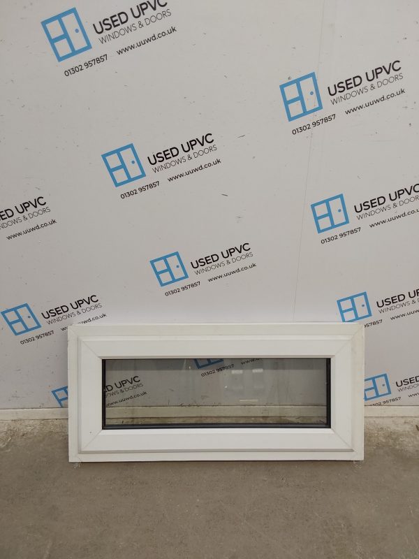 Used White Upvc Window 910mm x 420mm W0183