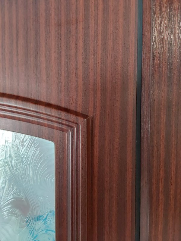 Used Woodgrain Upvc Front Door And Toplight 940mm x 2425mm 0724 - Image 8