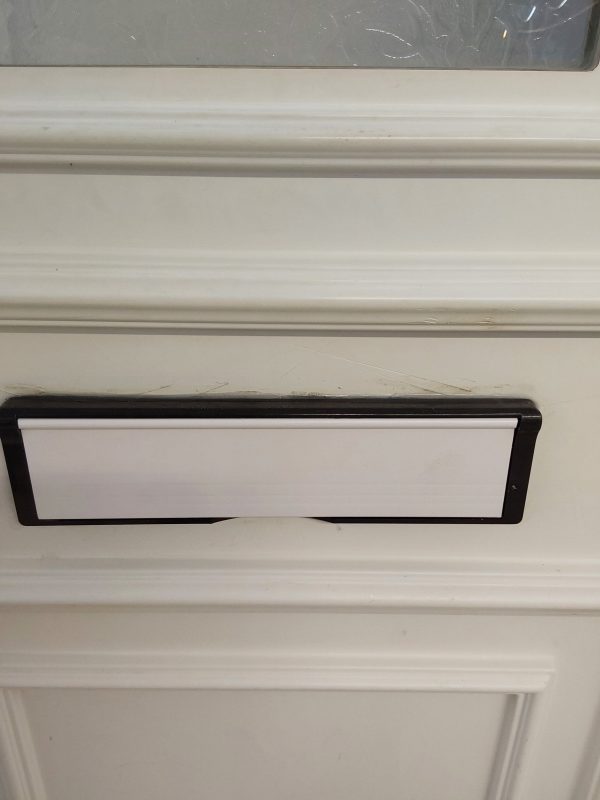 Used White Upvc Front Door 905mm x 2060mm (Reduce To 885mm) 0040 - Image 7