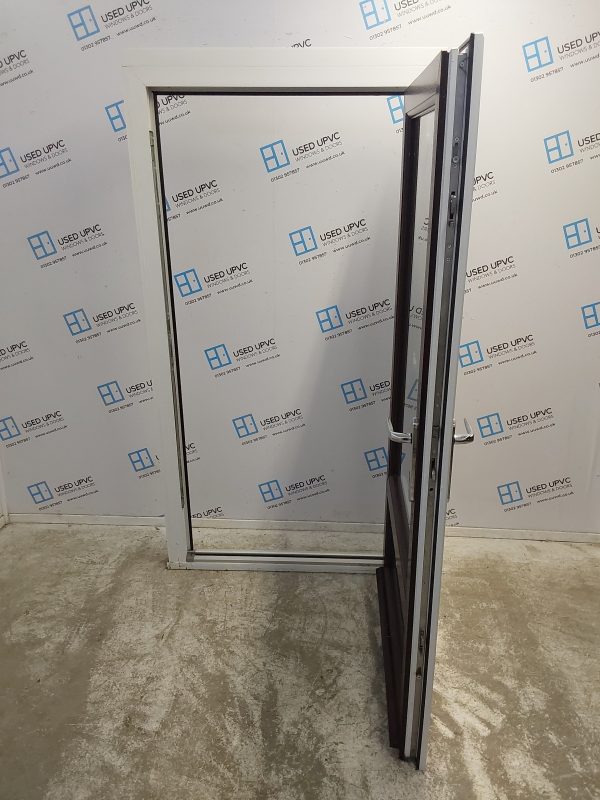 Used Rosewood Upvc Back Door 980mm x 1880mm (reduce to 950mm x 1830mm) 0637 - Image 3
