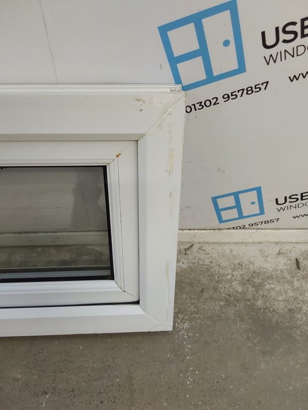Used White Upvc Window 910mm x 420mm W0183 - Image 6