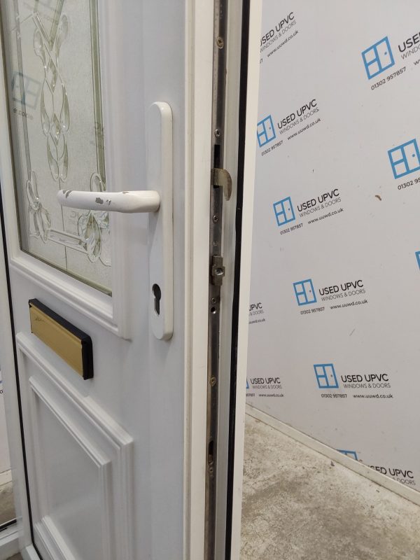 Used White Upvc Front Door 920mm x 2050mm 0554 - Image 5