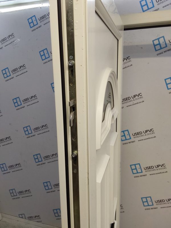Used White Upvc Front Door 910mm x 2070mm 0434 - Image 4