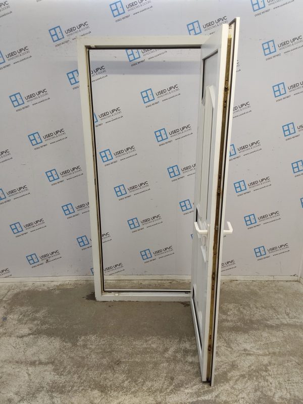 Used White Upvc Front Door 895mm x 2020mm 0025 - Image 3