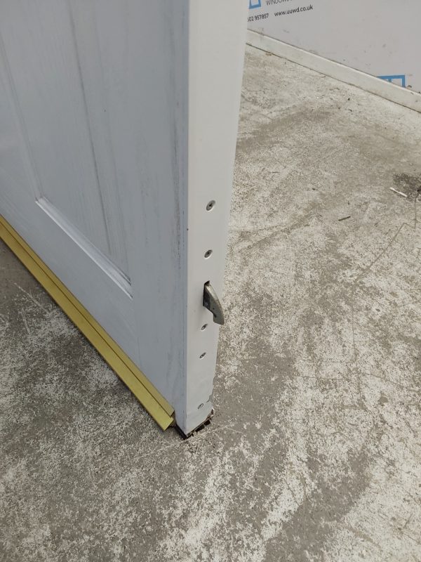 Used White Composite Back Door 890mm x 2065mm 0630 - Image 6
