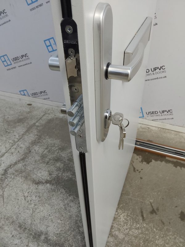 Brand New White Aluminium Composite Front Door 795mm x 2025mm C12D25 - Image 5