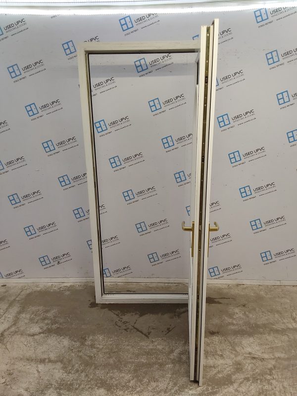 Used White Upvc Front Door 920mm x 2065mm (Reduce To 900mm) 0579 - Image 3