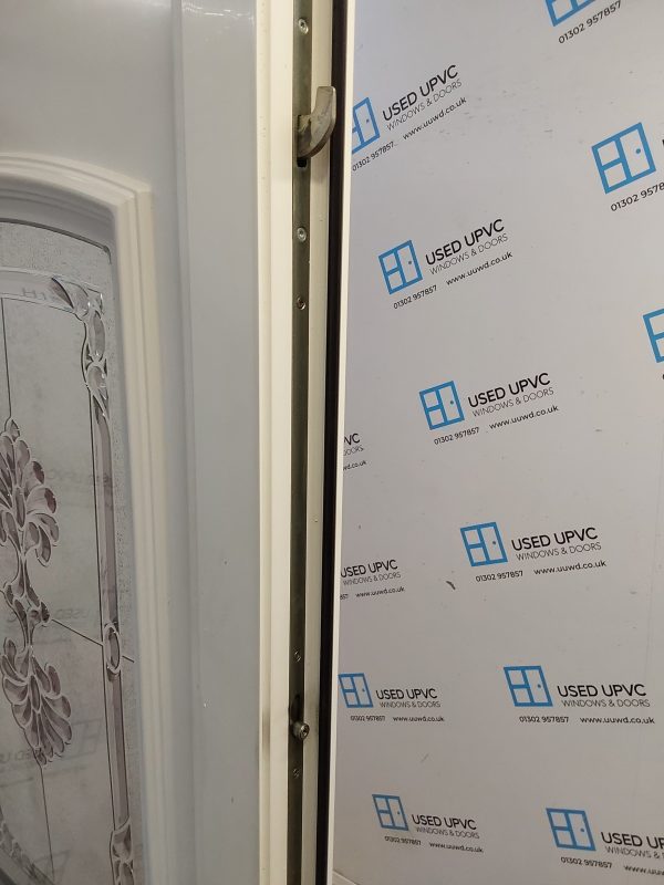 Used White Upvc Front Door 885mm x 2100mm (Reduce To 865mm) 0354 - Image 4