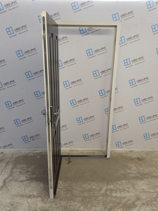 Used Black Composite Front Door 900mm x 2040mm 0115 - Image 3