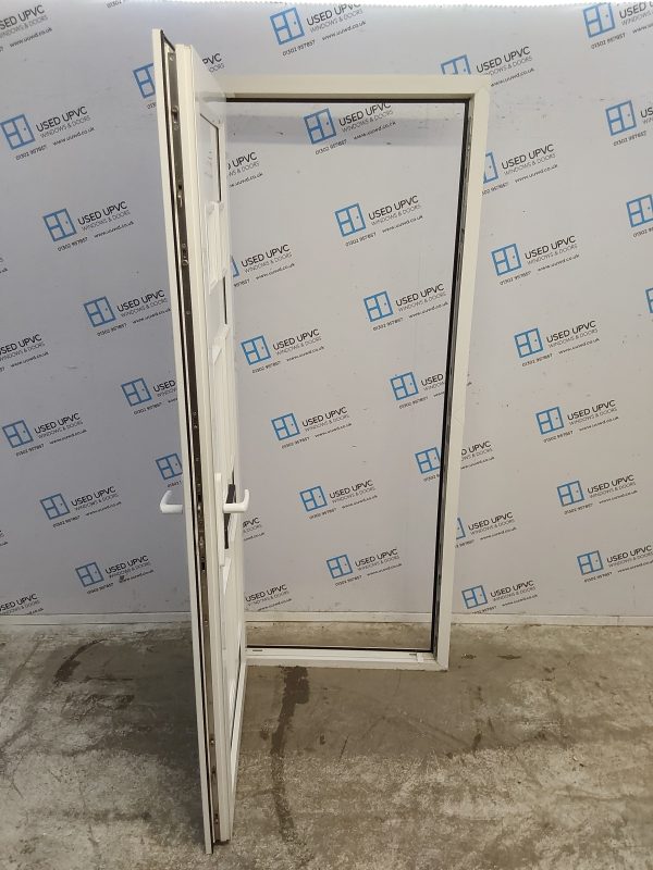Used White Upvc Front Door 865mm x 2070mm C6004 - Image 3