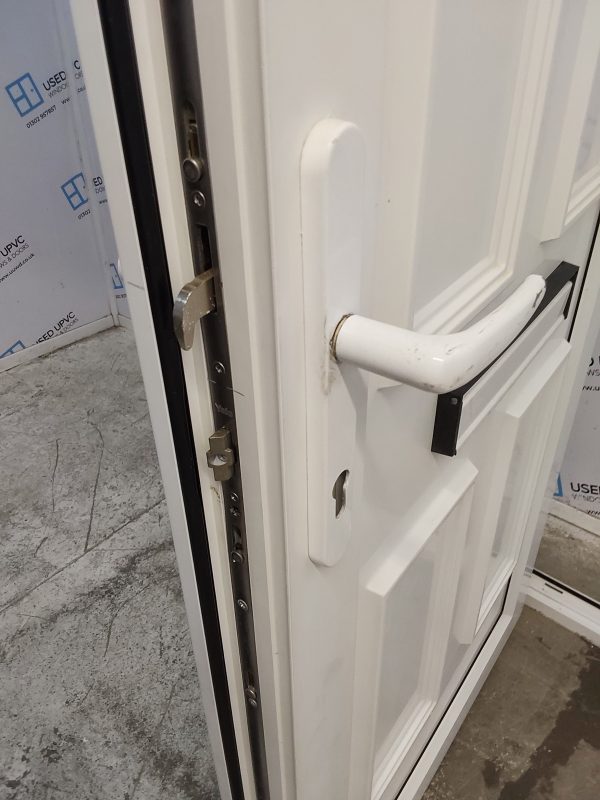 Used White Upvc Front Door 865mm x 2070mm C6004 - Image 11