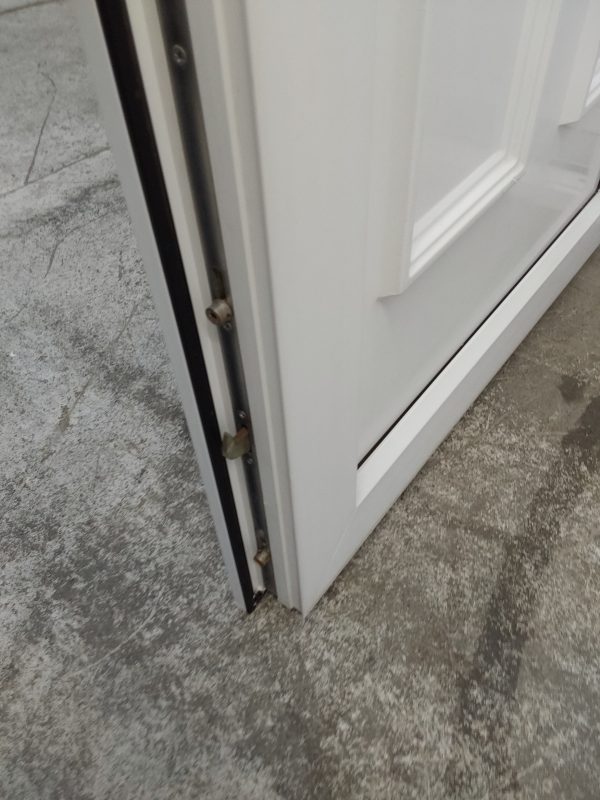 Used White Upvc Front Door 865mm x 2070mm C6004 - Image 12