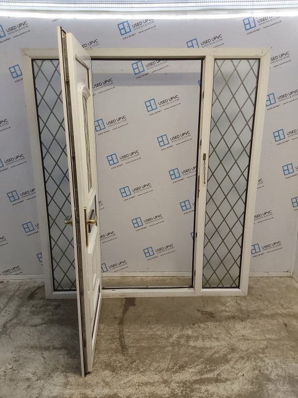 Used White Upvc Front Door And Side Panels 1790mm x 2035mm DS007 - Image 3