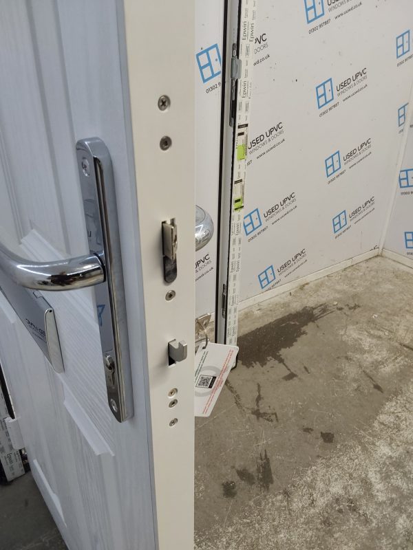 Brand New White Composite Front Door 845mm x 2020mm ND18 - Image 5