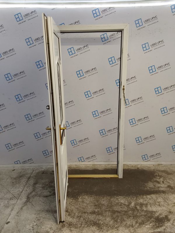 Used White Upvc Front Door 890mm x 2060mm C7D012 - Image 3
