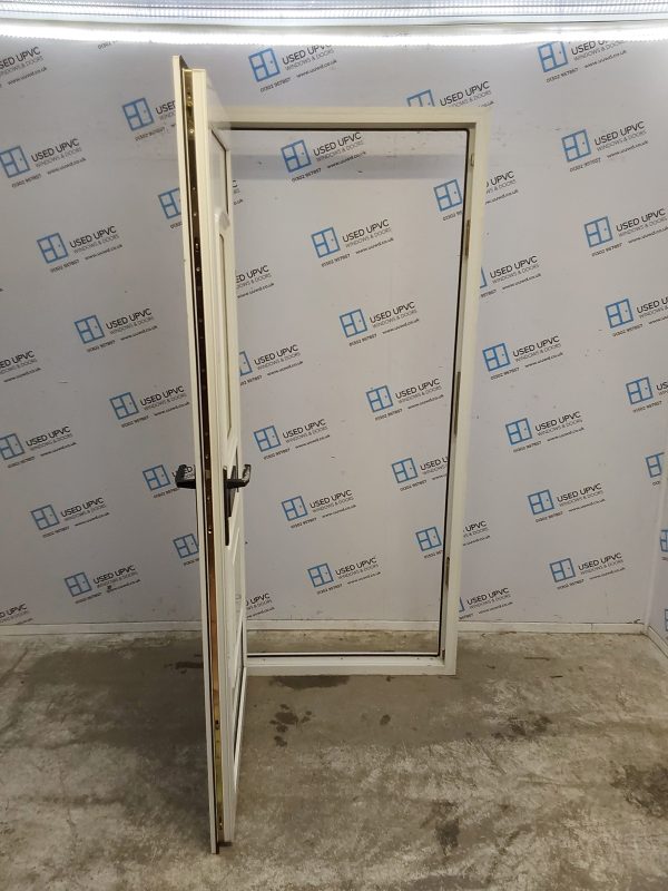 Used White Upvc Front Door 920mm x 2060mm (Reduce To 905mm) 0554 - Image 3