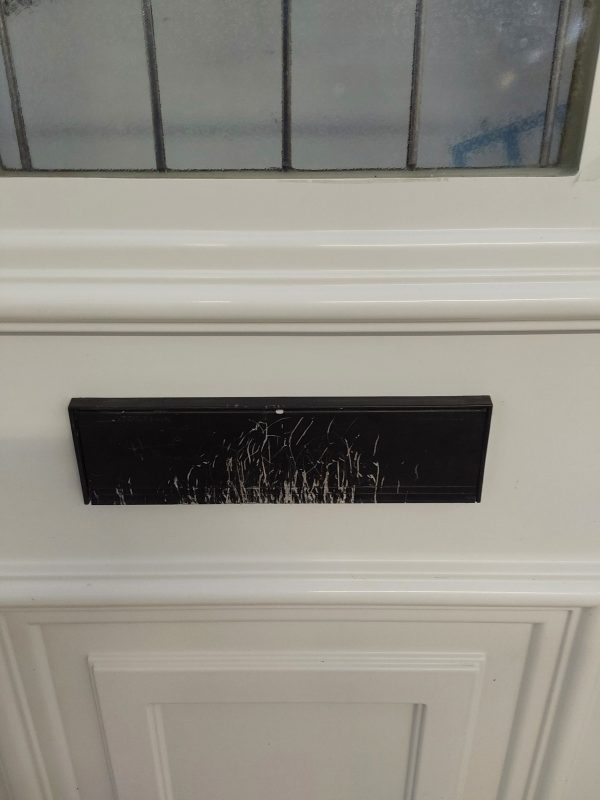 Used White Upvc Front Door 955mm x 2040mm 0008 - Image 7