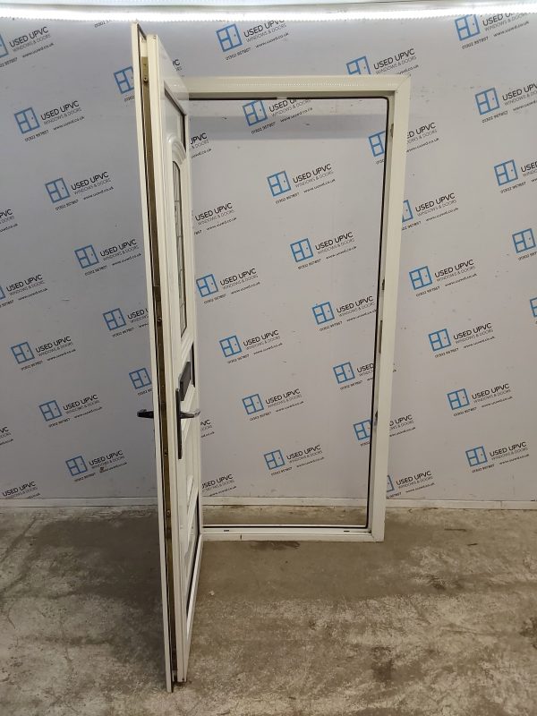 Used White Upvc Front Door 955mm x 2040mm 0008 - Image 3