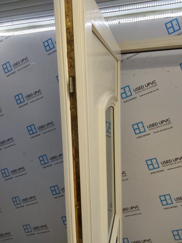 Used White Upvc Front Door 975mm x 2125mm 0440 - Image 4