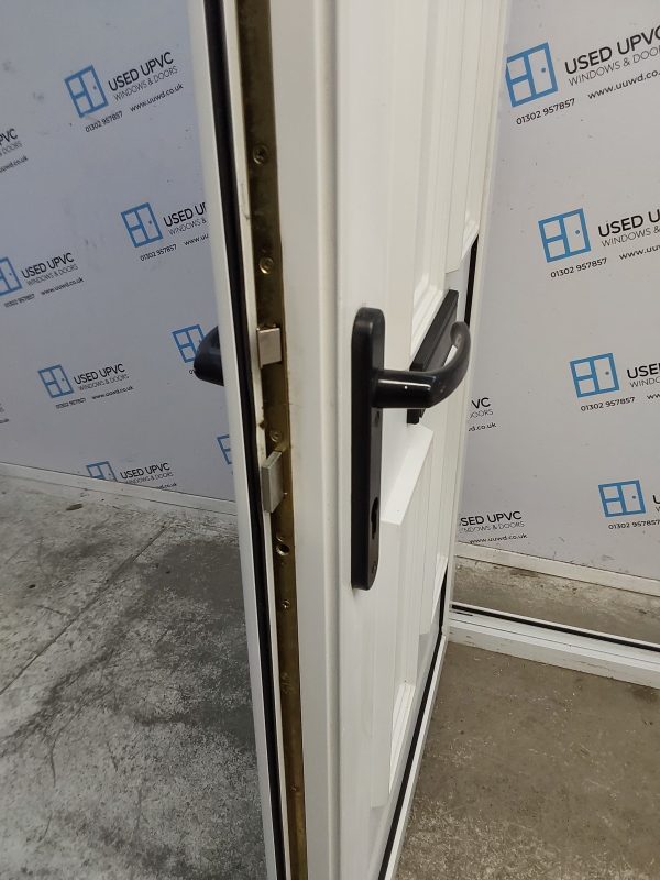 Used White Upvc Front Door 975mm x 2100mm 0738 - Image 5