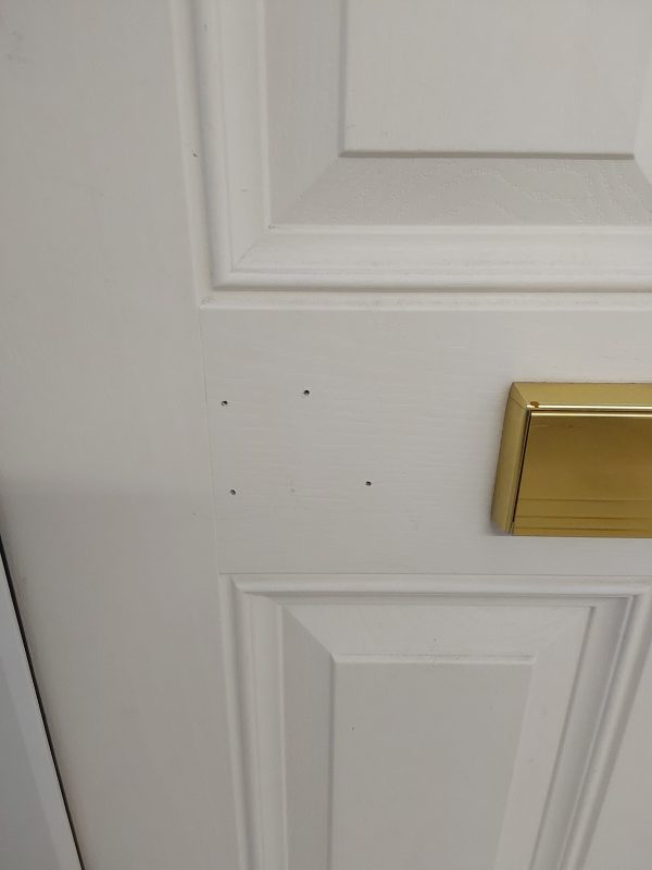 Used White Composite Front Door 910mm x 2000mm C7D028 - Image 8