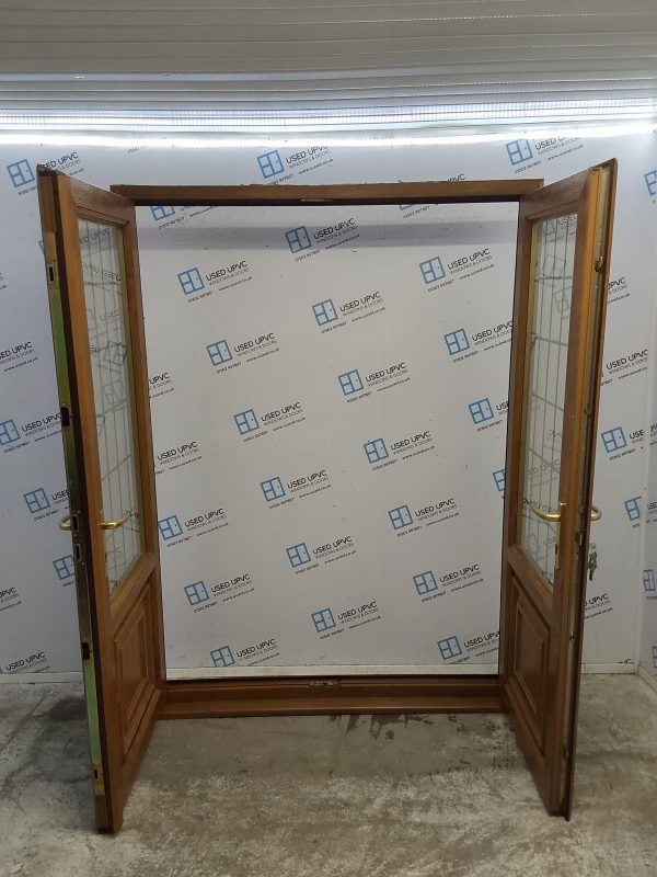 Used Oak Upvc French Doors 1565mm x 2105mm EA13 - Image 4