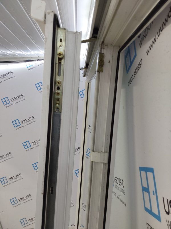 Used White Upvc Tilt And Slide Patio Door 1900mm x 2050mm EA23 - Image 6