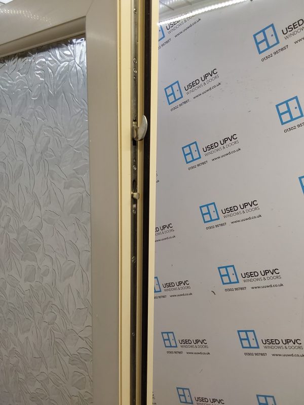 Used Cream Upvc Back Door 920mm x 2120mm 0247 - Image 4