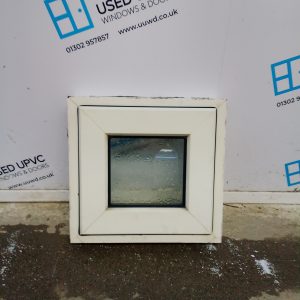 Used White Upvc Window 410mm x 390mm W0397