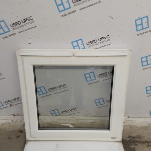 Used White Upvc Window 890mm x 895mm OBS044