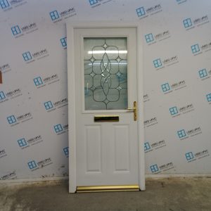 Used White Composite Front Door 915mm x 2050mm (Reduce To 900mm x 2035mm) 0031