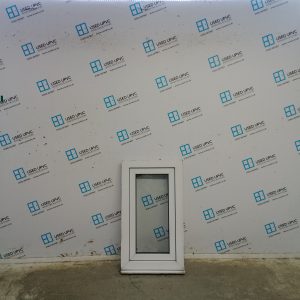 Used White Upvc Tilt And Turn Window 555mm x 980mm A0032