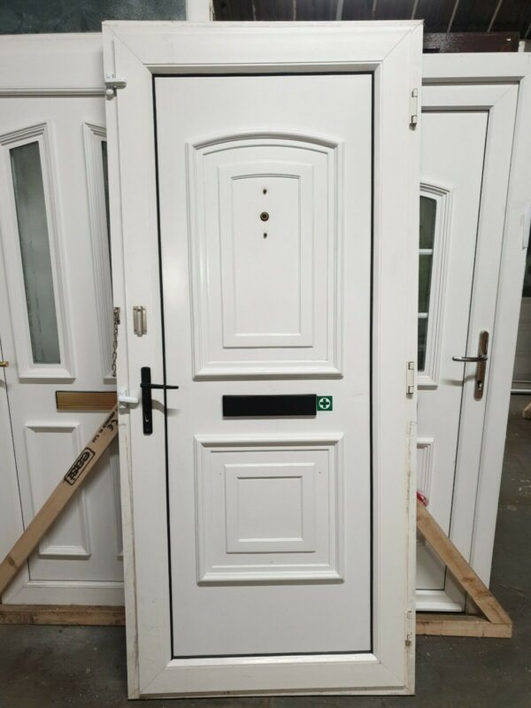 Upvc Front Door 930mm X 2085mm - Image 3