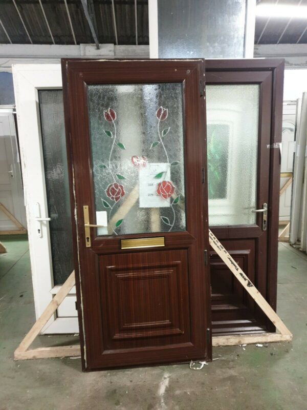 Upvc Front Door 905mm X 2040mm - Image 3