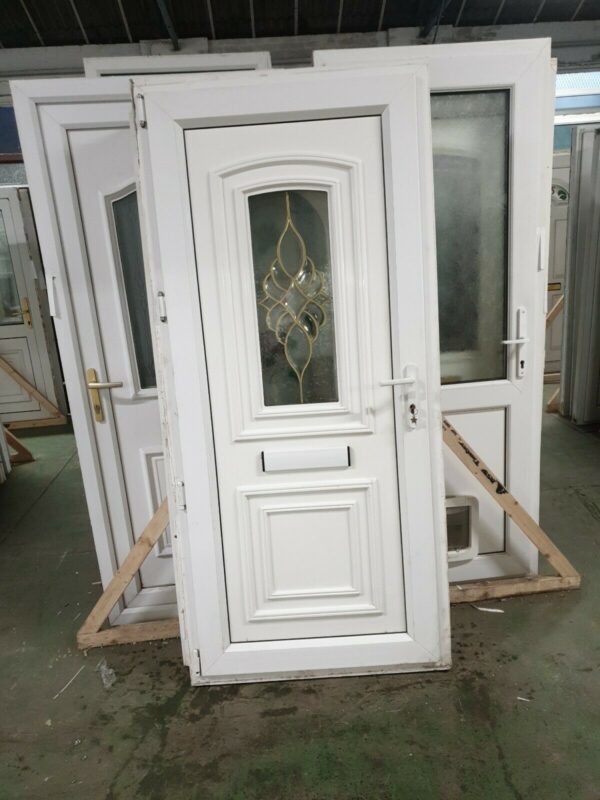 Upvc Front Door 925mm X 2020mm - Image 4