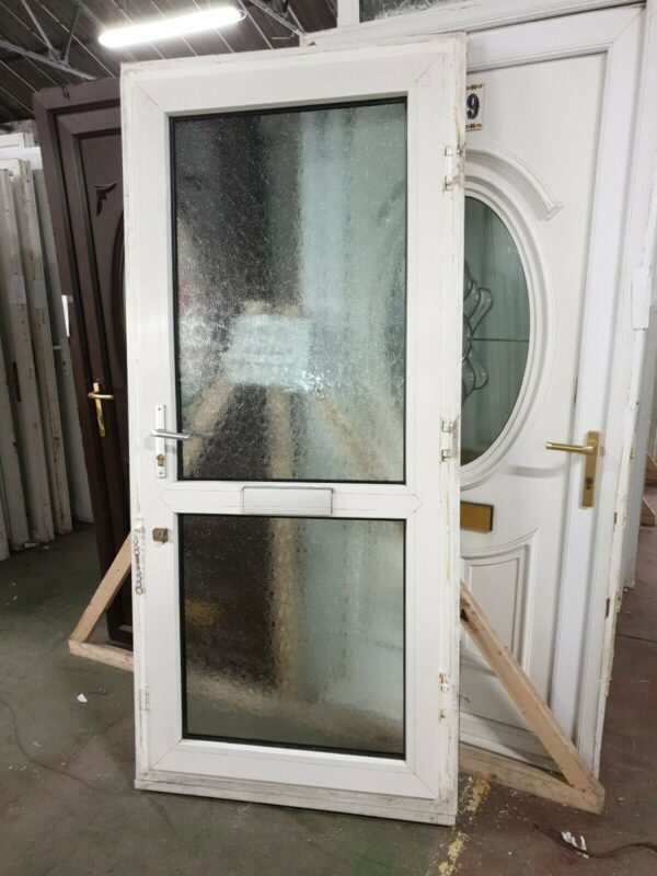 Upvc Front Door 940mm X 2080mm - Image 3