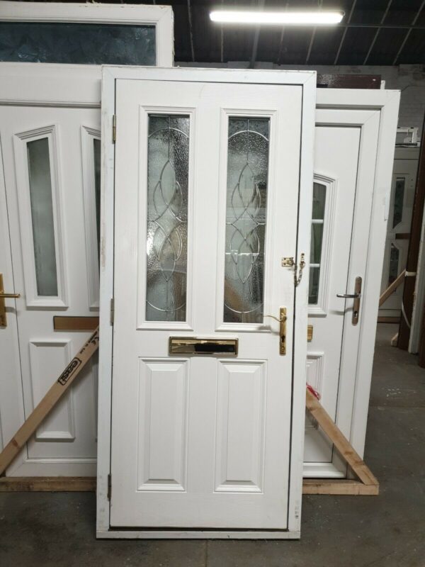 Composite Front Door 910mm X 2055mm - Image 3