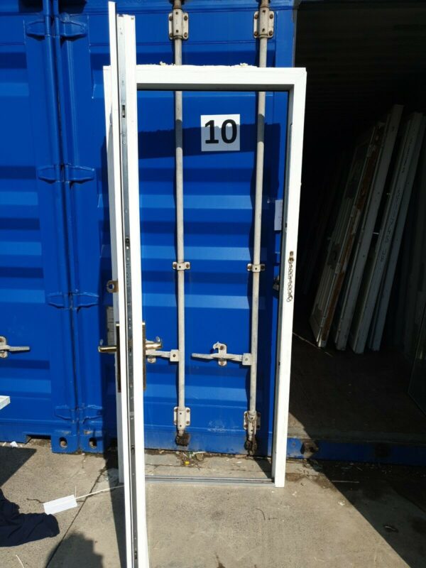 White Upvc Front Door 900 X 2090 (REDUCE TO 885 X 2075) (C10D5) - Image 4