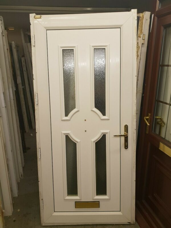 Upvc Front Door 980mm x 2105mm - Image 3