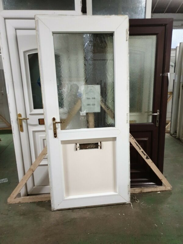 Upvc Front Door 920mm X 2055mm - Image 3