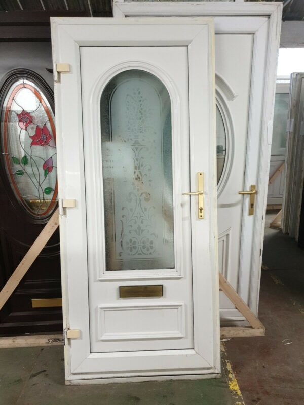 Upvc Front Door 910mm X 2080mm - Image 4