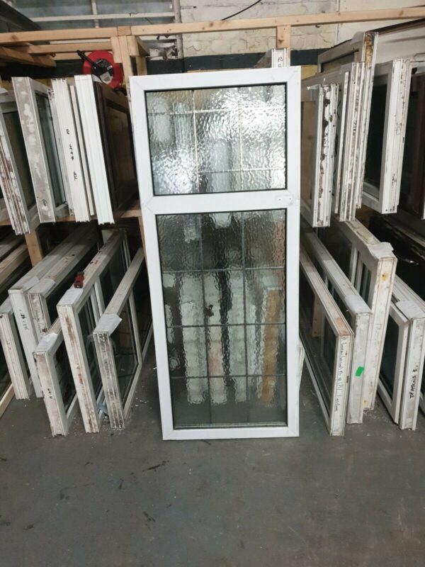 Upvc Window 605mm X 1485mm w0163