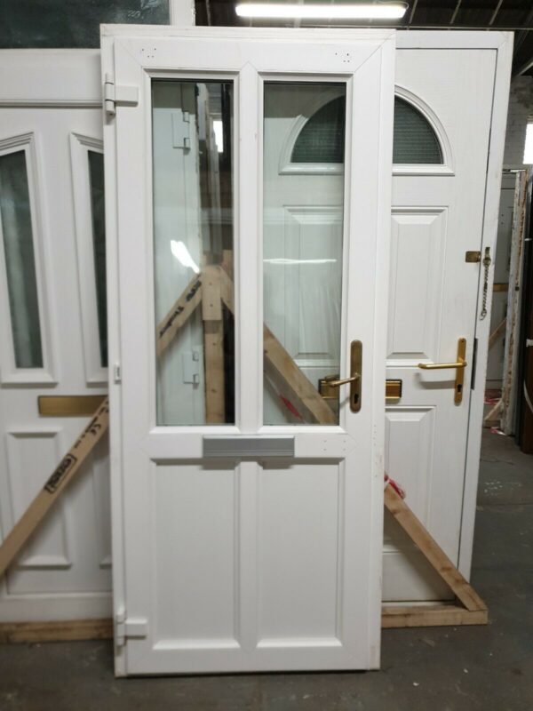 Upvc Front Door 910mm X 2110mm - Image 3