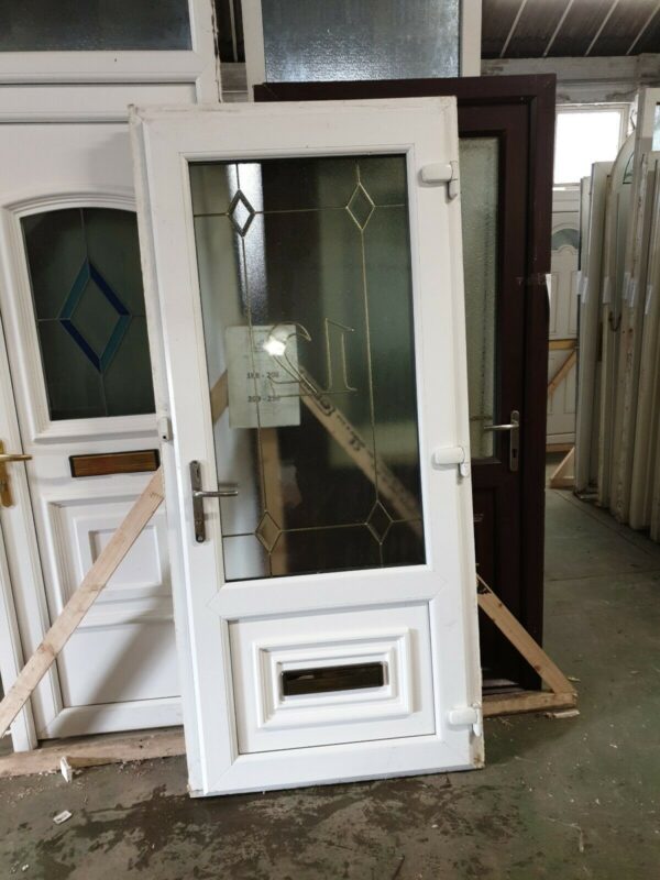 Upvc Front Door 915mm X 2000mm - Image 3