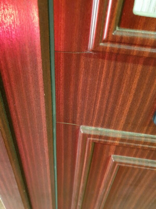 Upvc Front Door 920mm X 2060mm - Image 3
